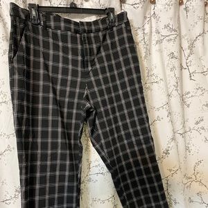 Liverpool cropped pants size 16